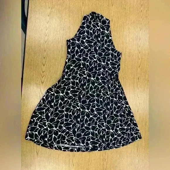 Loft Sleeveless Dress Black and White Knit Size Medium Petite - Picture 3 of 5